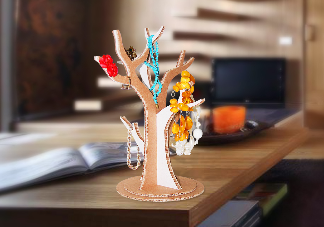 Дерево из гофрокартона